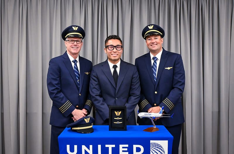 From fixing planes to flying them: San Francisco B737 First Officer Peter N.’s aviation dreams are accomplished